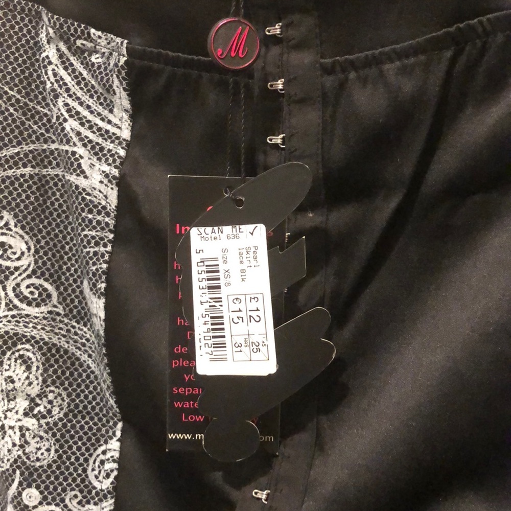 Motel Rocks Skirt - Picture 4 of 4